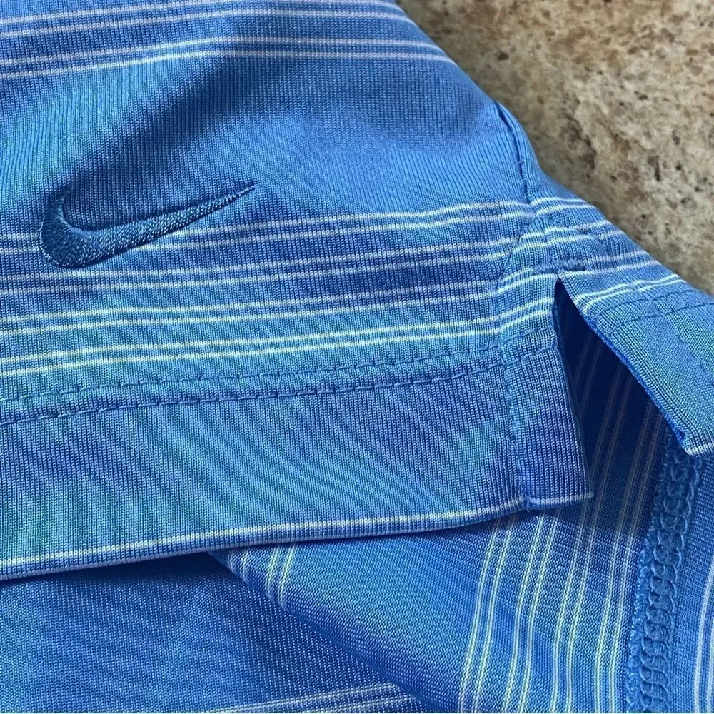 Nike Golf Dri Fit White and Blue Striped Short Sleeve Polo Size Large